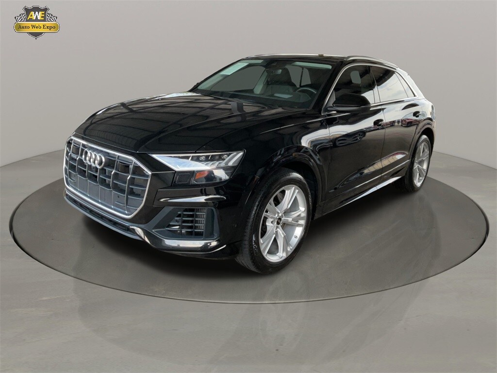 2023 Audi Q8 55 Prestige photo 3