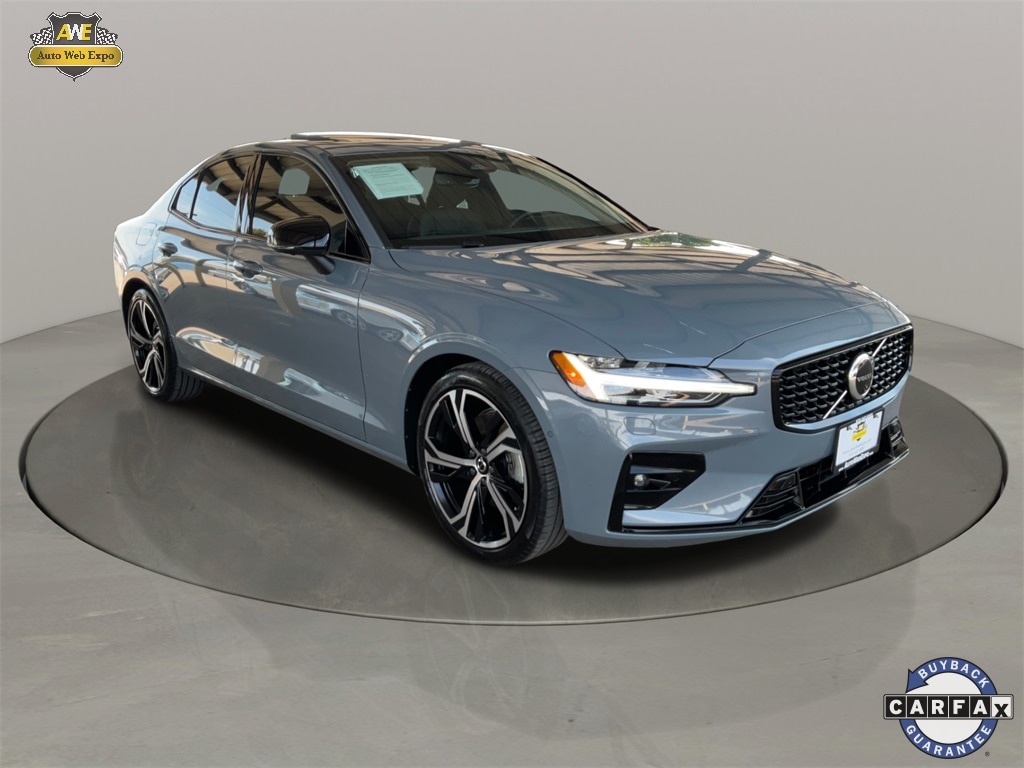 2024 Volvo S60 Plus