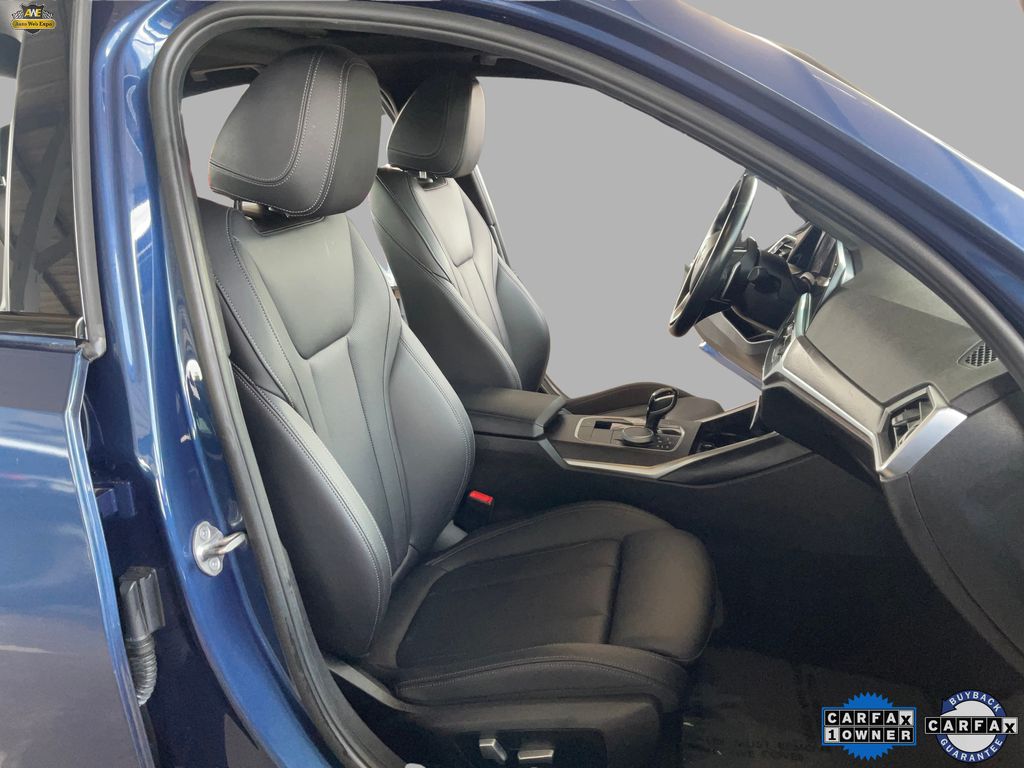2022 BMW 3 Series 330i - Photo 23