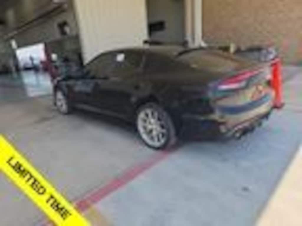 Used 2022 Kia Stinger GT1 Sedan
