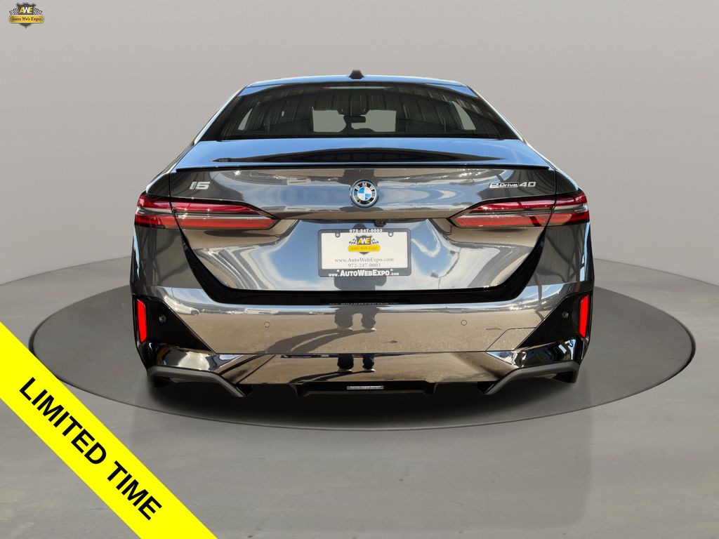 2026 BMW i5 40 - Photo 5