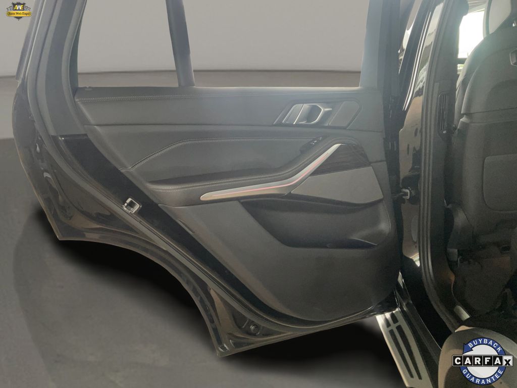 2025 BMW X5 50e - Photo 12