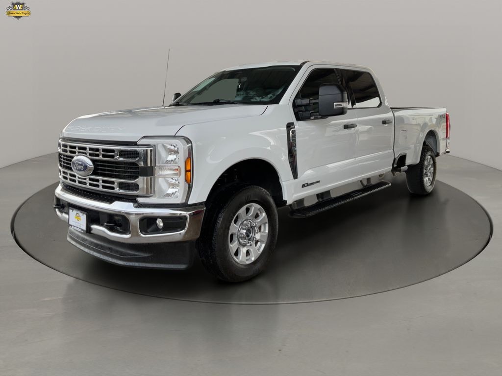 Used 2024 Ford F-250SD XLT Truck Crew Cab