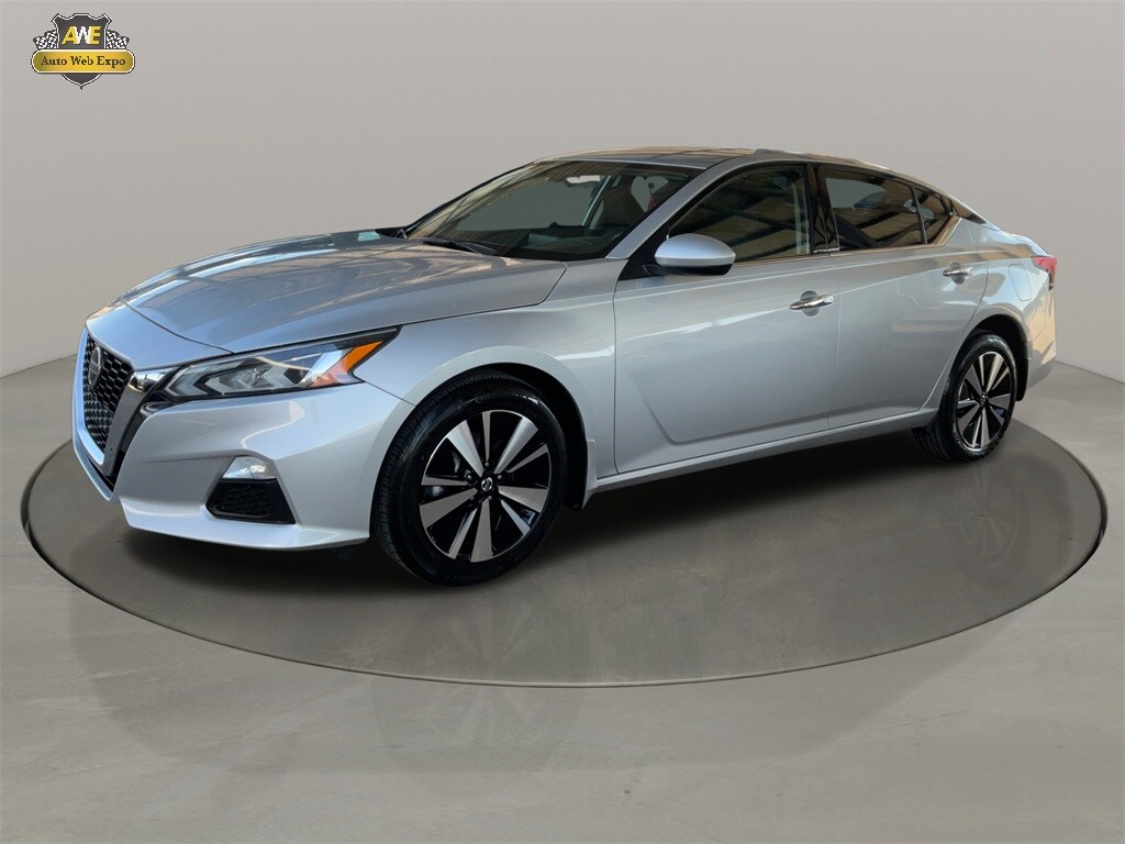 2022 Nissan Altima 2.5 SV photo 3