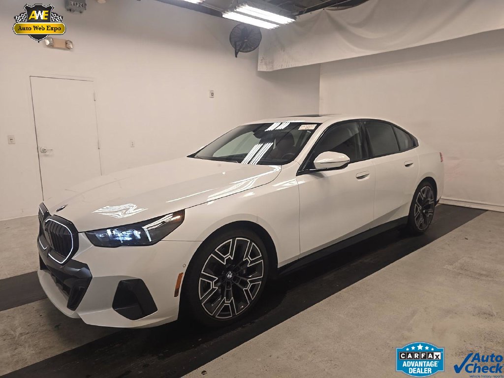 Used 2024 BMW 5 Series 530i Sedan