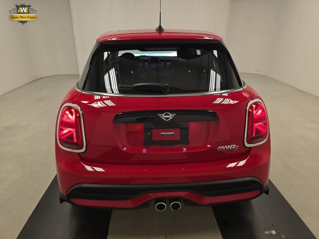 2024 Mini Cooper Hardtop S photo 4