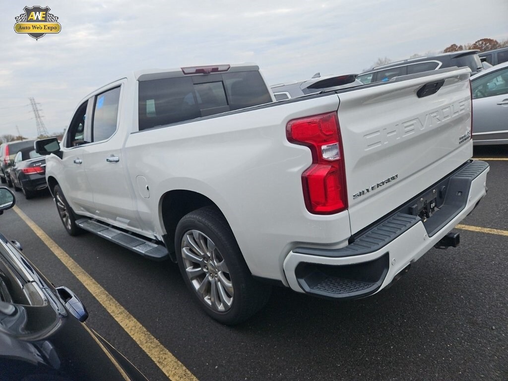 2021 Chevrolet Silverado 1500 High Country photo 4