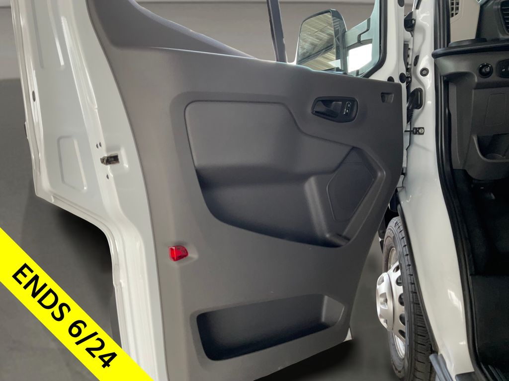 2022 Ford Transit Van Base - Photo 7