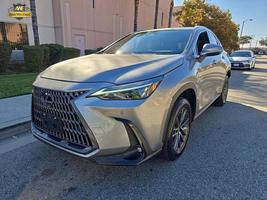 2023 Lexus NX 350 Premium photo 2