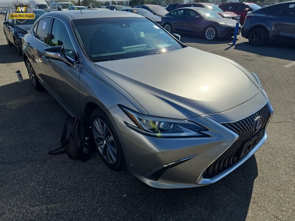 Used 2021 Lexus ES 300h Sedan