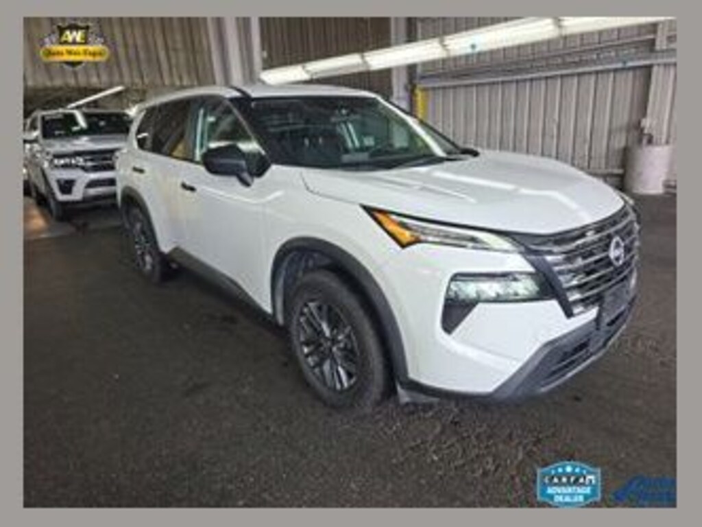 Used 2024 Nissan Rogue S SUV