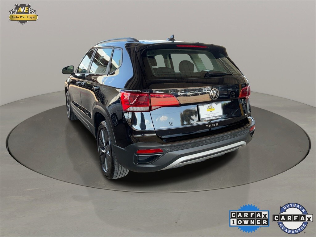 2024 Volkswagen Taos S photo 4