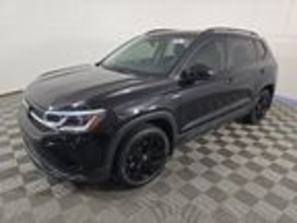 Used 2024 Volkswagen Taos 1.5T SE Black SUV