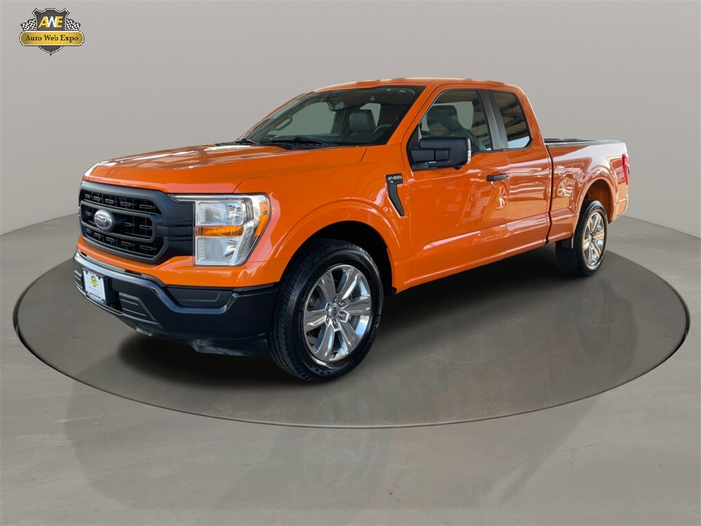 2022 Ford F-150 XL STX photo 2