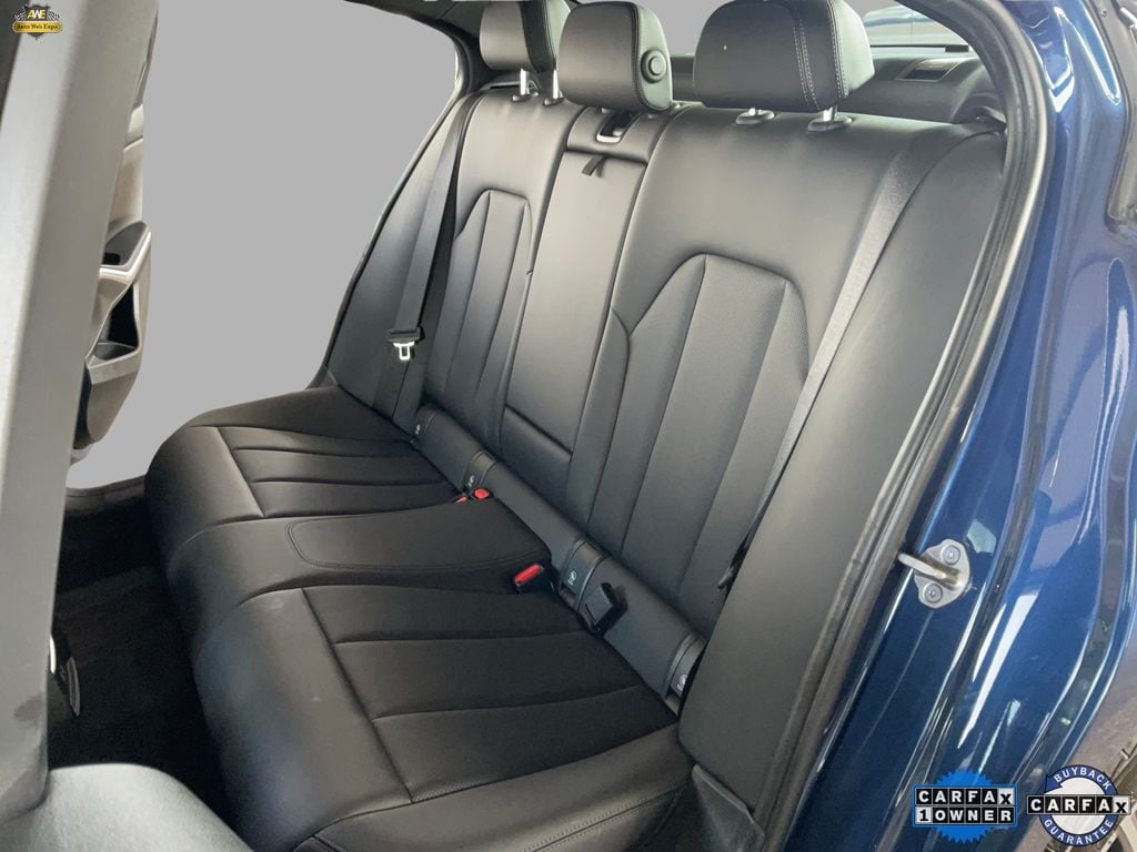 2022 BMW 3 Series 330i - Photo 15