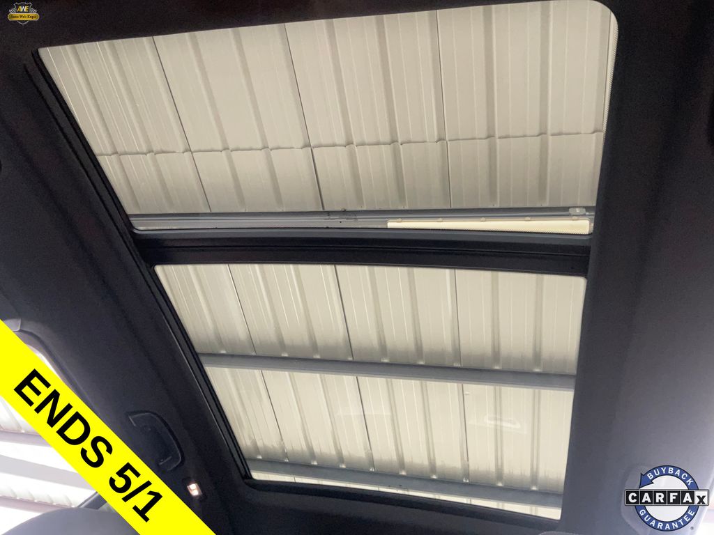 2025 BMW X5 50e - Photo 25