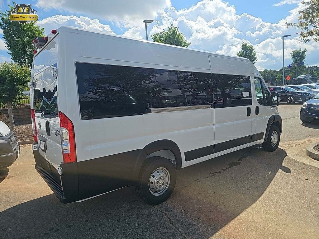 2023 Ram ProMaster 3500 Window Van Cargo Van photo 3