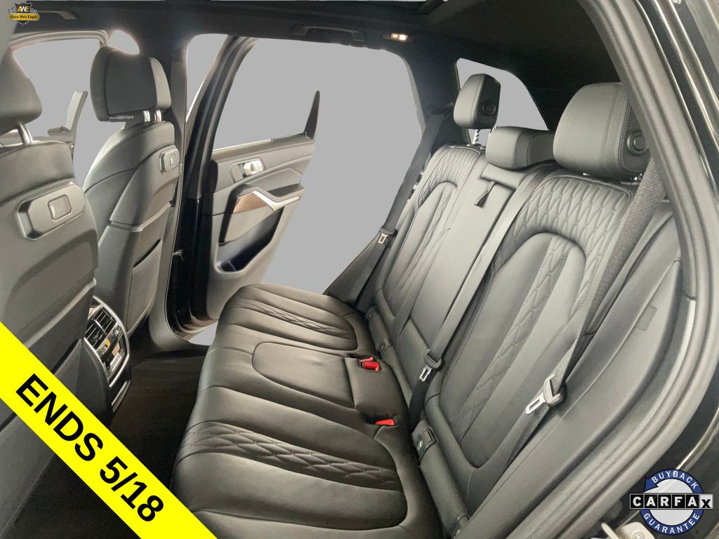 2025 BMW X5 50e - Photo 15