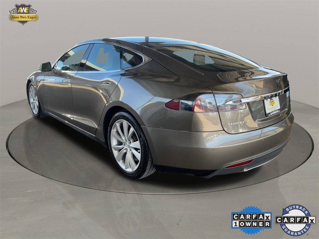 2015 Tesla Model S 85D photo 4