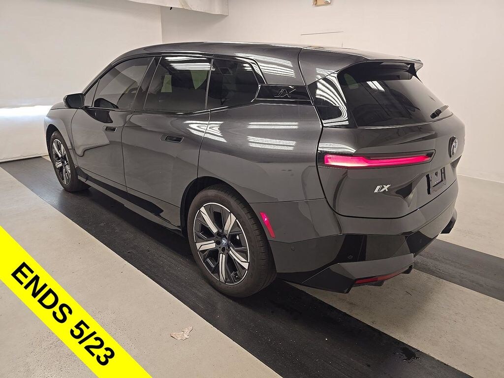 Used 2025 BMW iX xDrive50 /SPORT /CONVENIENCE /DRIVING ASSIST PRO SUV