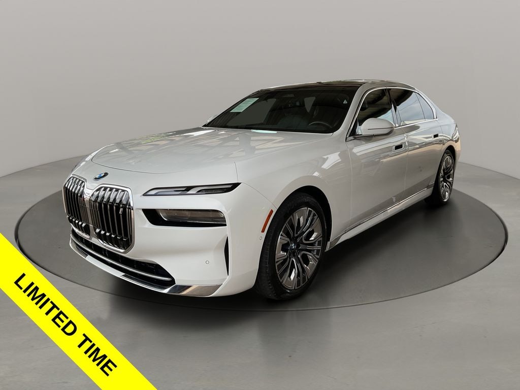 Used 2023 BMW i7 xDrive60 /$120K MSRP NEW Sedan