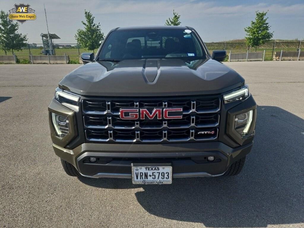 2024 Gmc Canyon AT4 photo 2