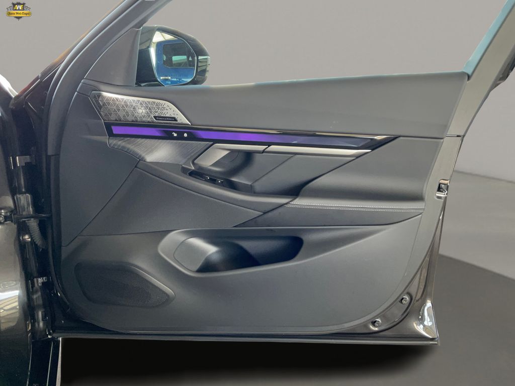 2026 BMW i5 40 - Photo 20