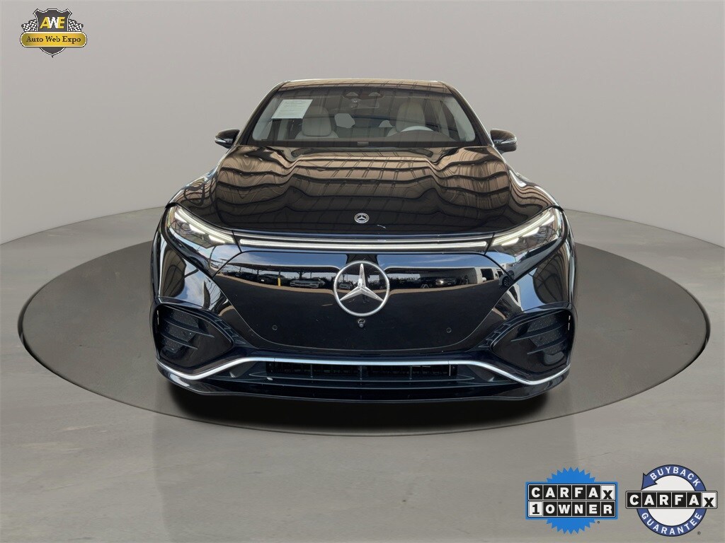 2023 Mercedes Benz EQS SUV 580 4MATIC photo 2