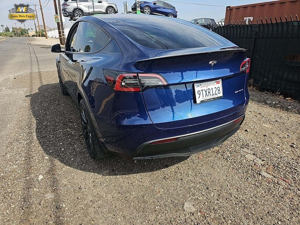 2022 Tesla Model Y Performance photo 3
