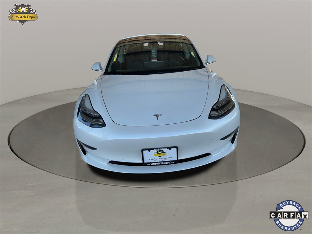 2019 Tesla Model 3 Standard Range Plus photo 2