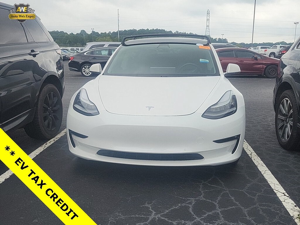 2020 Tesla Model 3 Long Range photo 2