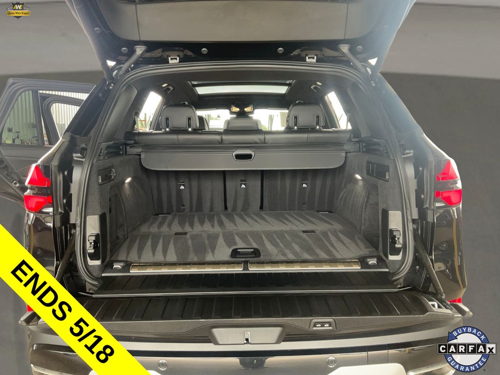 2025 BMW X5 50e - Photo 24