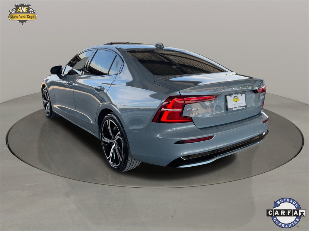 2024 Volvo S60 B5 Plus photo 4