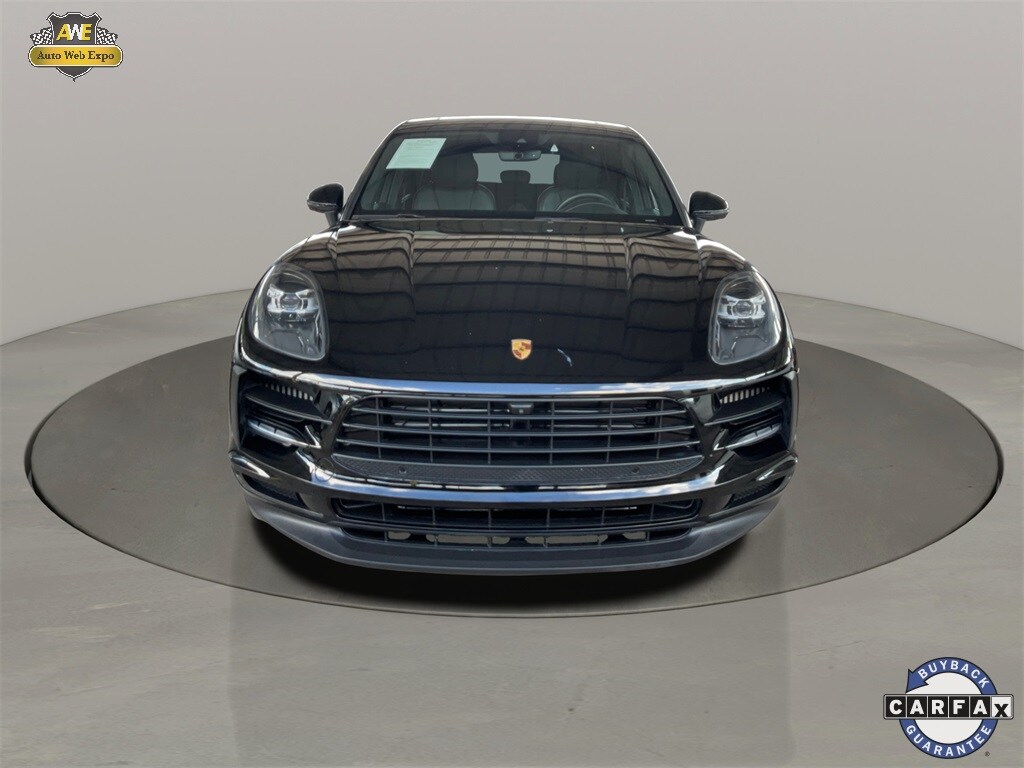 2021 Porsche Macan S photo 2