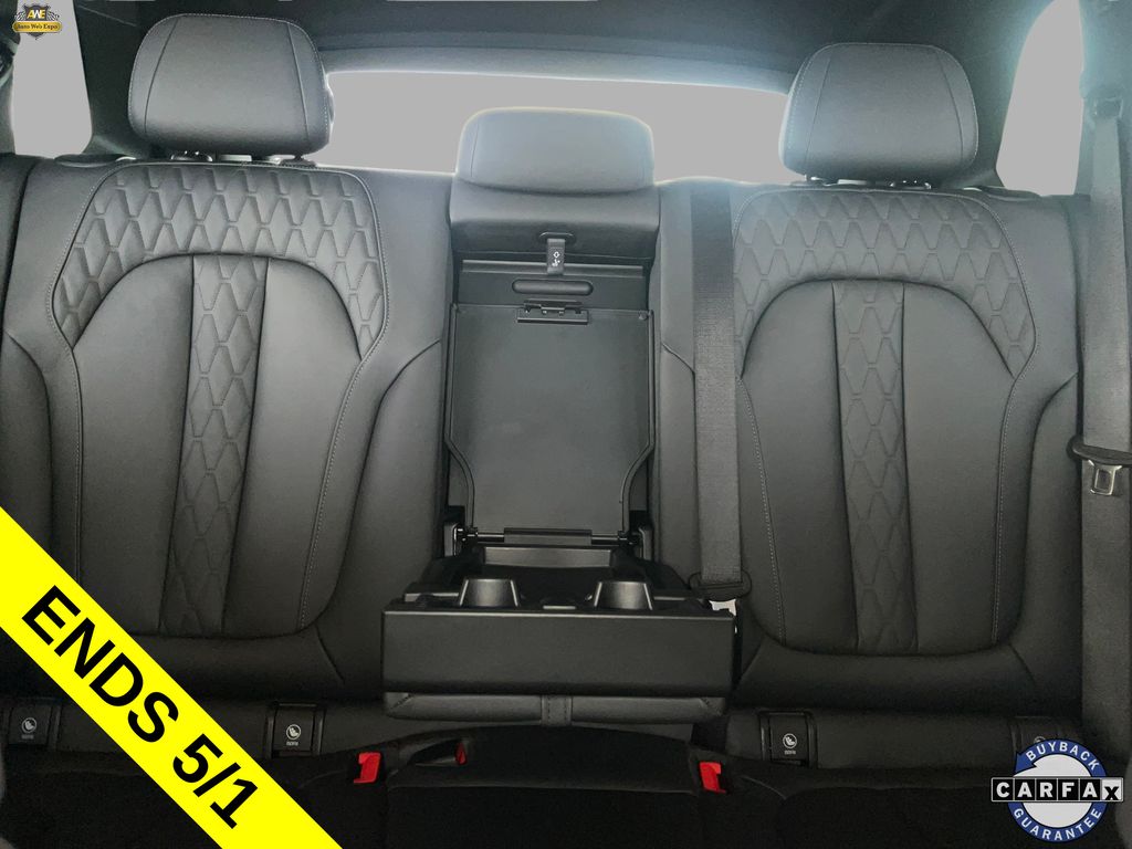 2025 BMW X5 50e - Photo 27