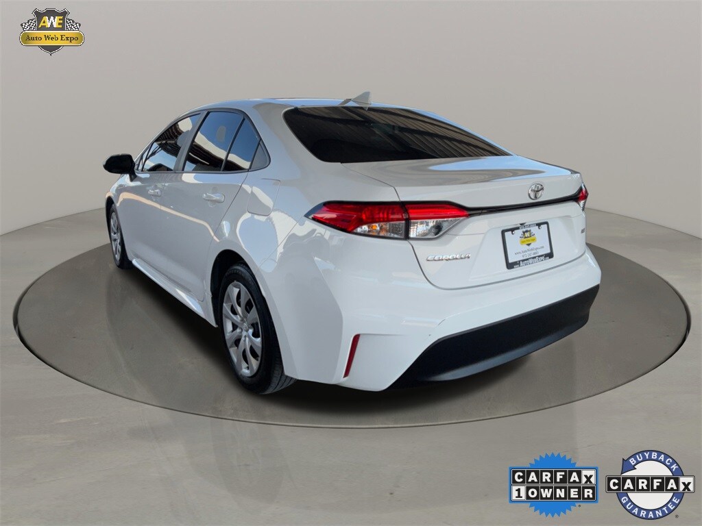 2023 Toyota Corolla LE photo 4