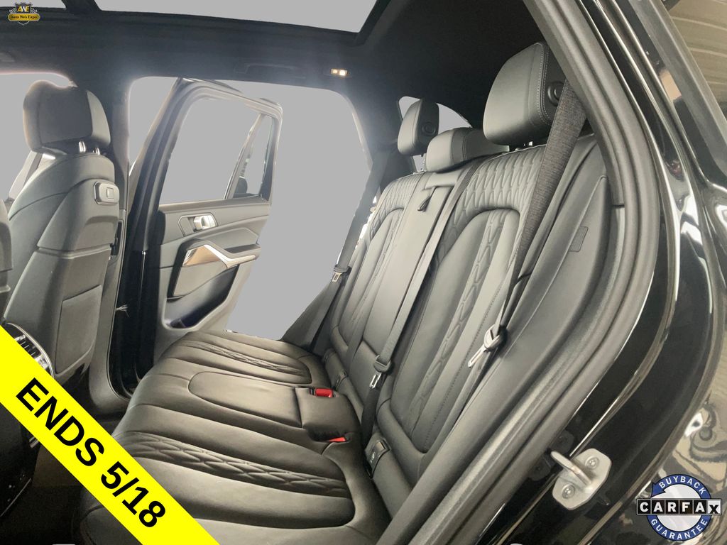 2025 BMW X5 50e - Photo 14