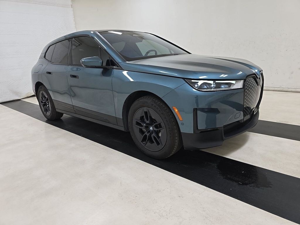 Used 2024 BMW iX xDrive50 /CONVENIENCE PKG SUV