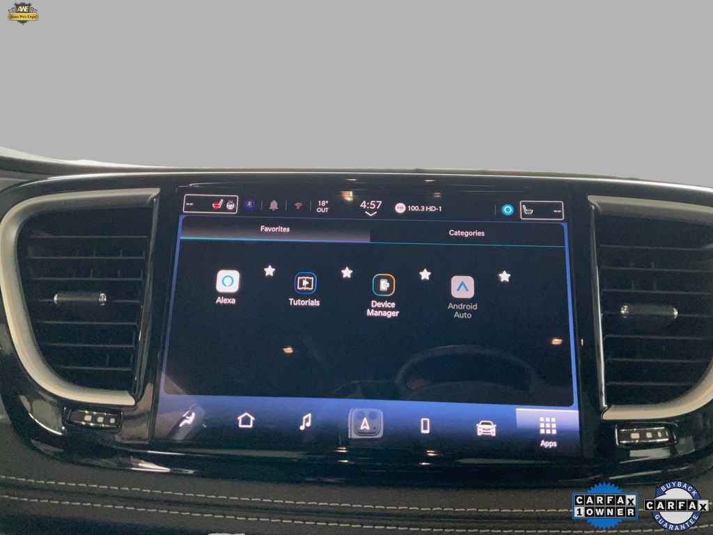 2024 Chrysler Pacifica PHEV Select - Photo 32