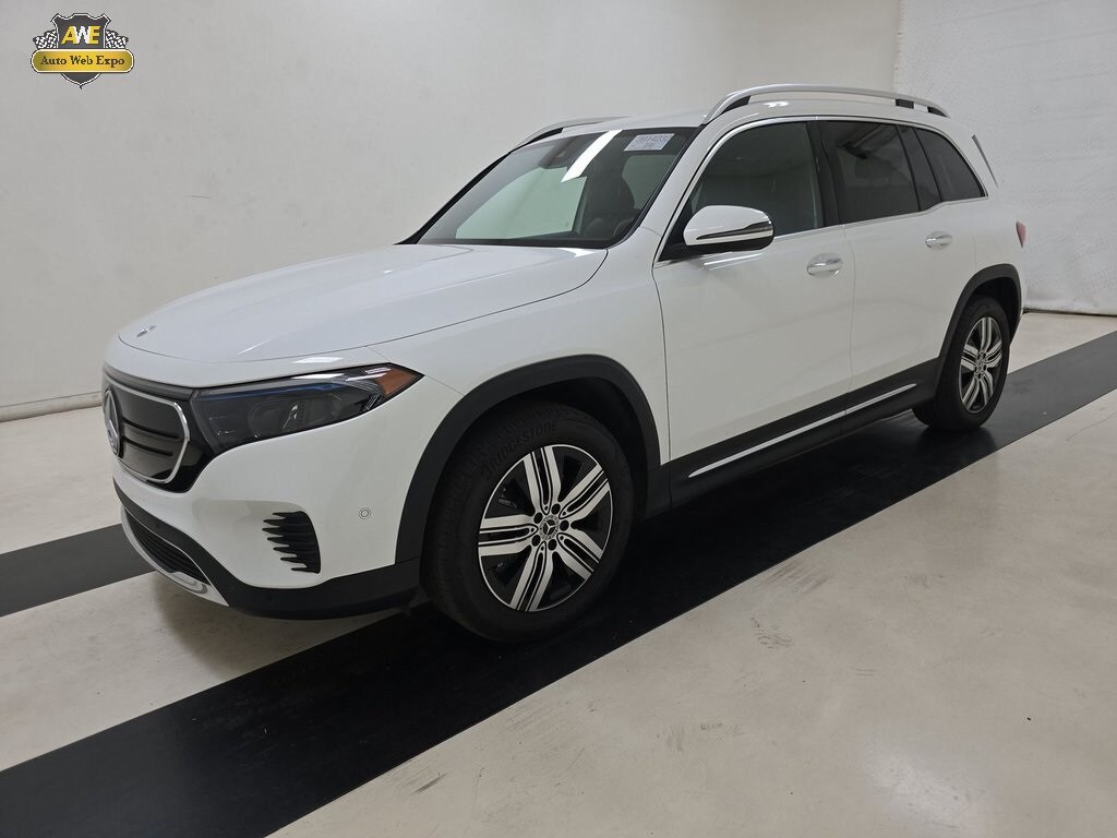 2023 Mercedes Benz EQB 300 4MATIC photo 3