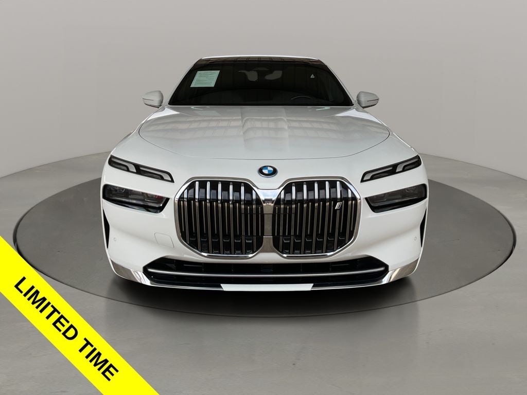 Used 2023 BMW i7 xDrive60 /$120K MSRP NEW Sedan