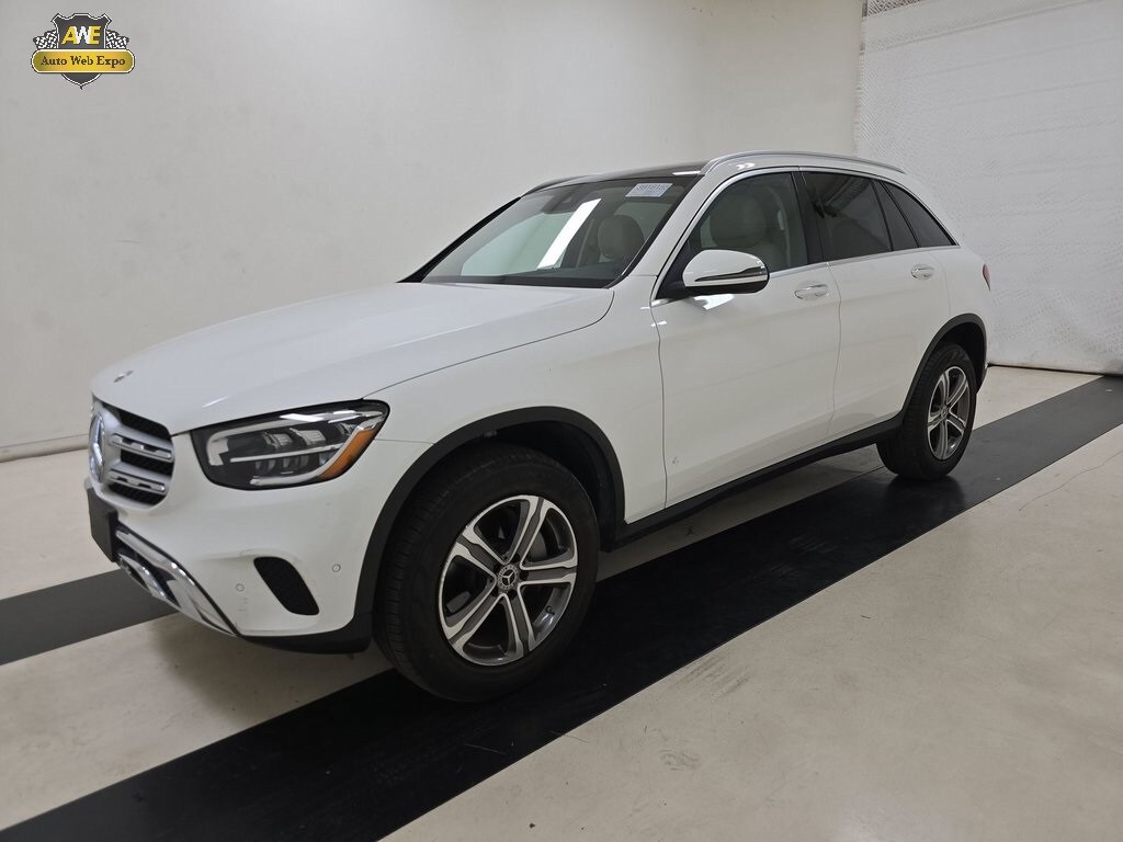 2022 Mercedes Benz GLC 300 4MATIC photo 2