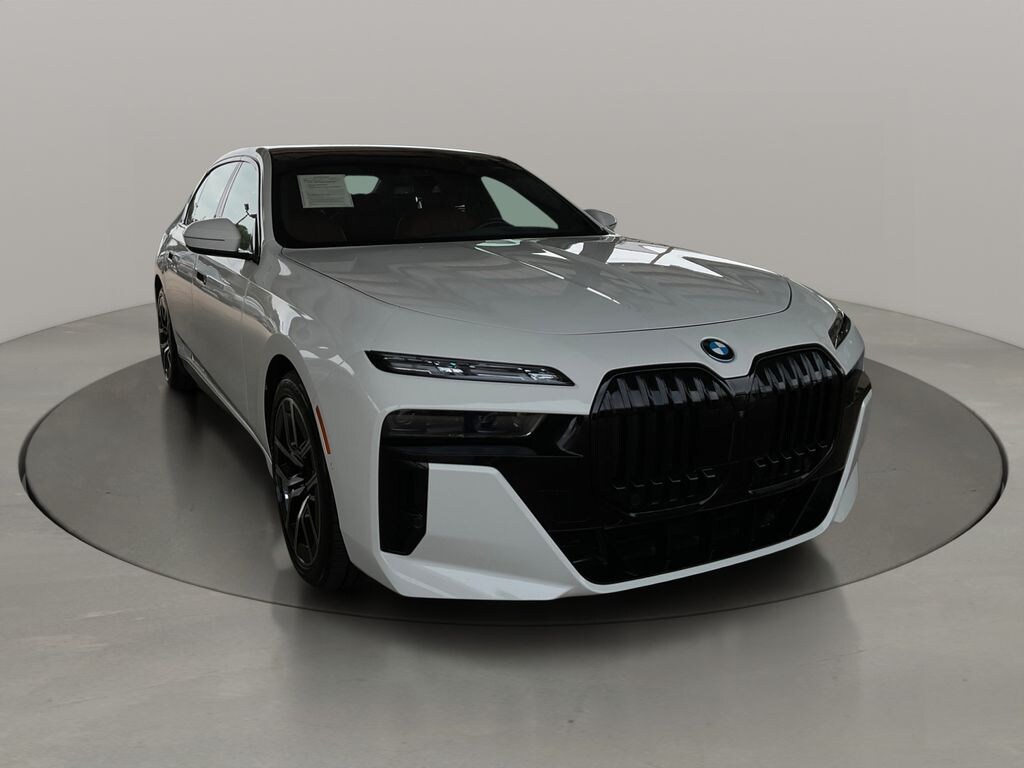 Used 2023 BMW i7 xDrive60 /M SPORT PRO /EXECUTIVE PKG 2 /DRIVING AS Sedan