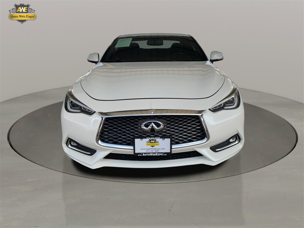 2017 Infiniti Q60 3.0t Premium photo 2