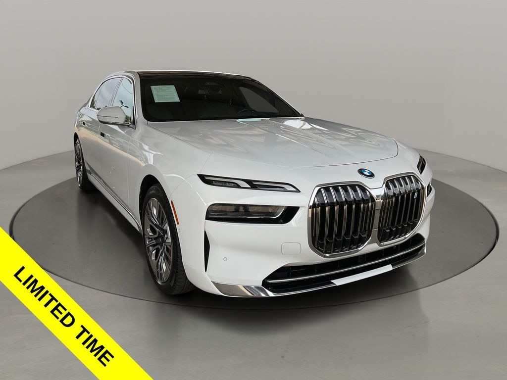 Used 2023 BMW i7 xDrive60 /$120K MSRP NEW Sedan