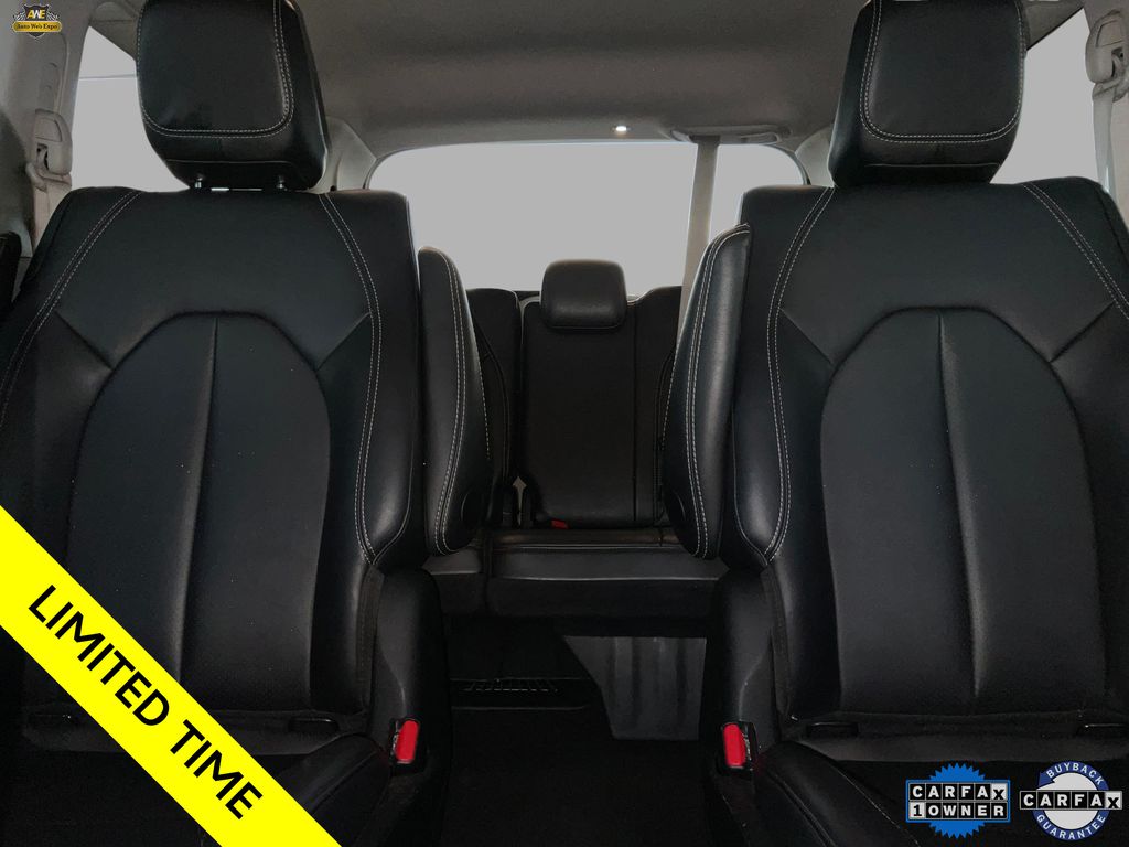 2024 Chrysler Pacifica PHEV Select - Photo 22
