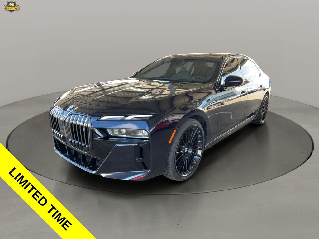 Used 2023 BMW i7 xDrive60 /M SPORT /DRIVING ASSIST PRO /PARK ASSIST Sedan