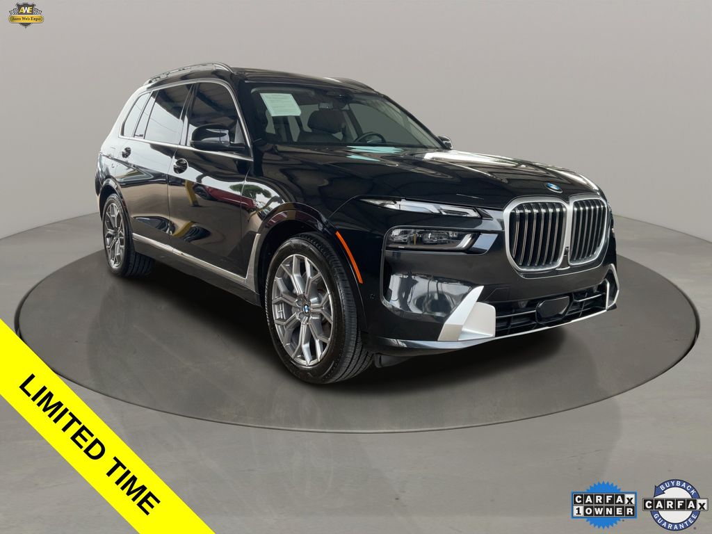 2023 BMW X7