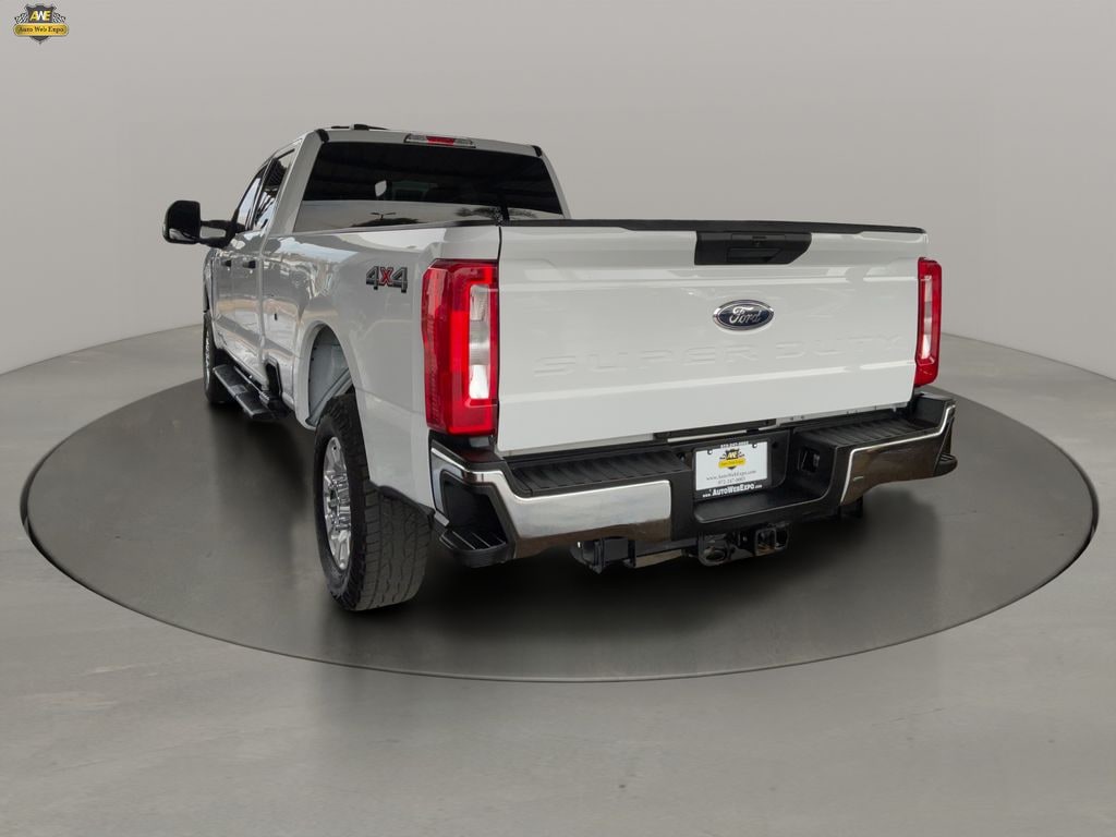Used 2024 Ford F-250SD XLT Truck Crew Cab