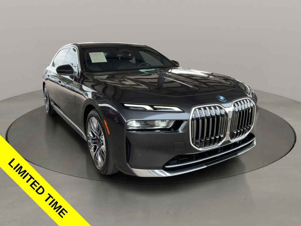 Used 2023 BMW i7 xDrive60 /BMW INDIVIDUAL COMP /$135K MSRP Sedan